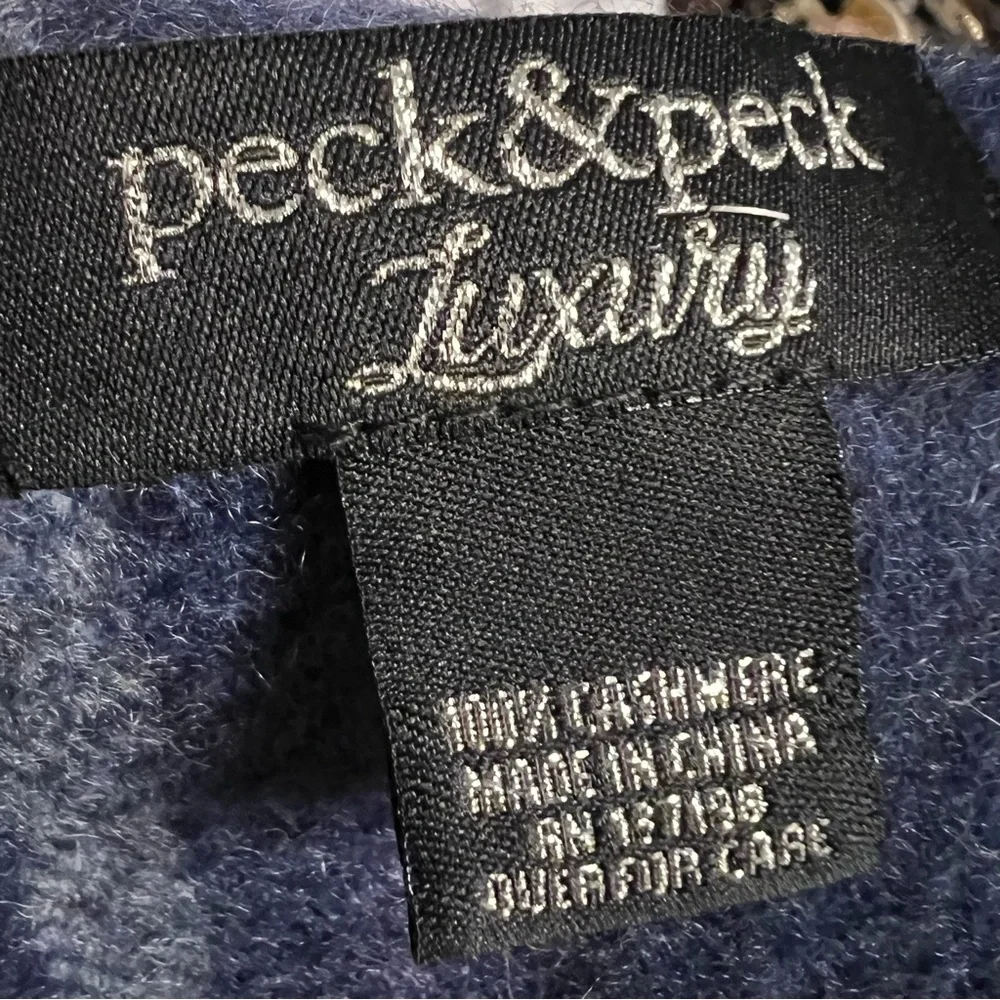 NWOT Peck & Peck 100% Cashmere Plaid Scarf Blue White & Purple 10 Wide X 68 Long